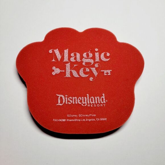 Lot Of 3 Disneyland Pixar Fest Mei Red Panda 12in. Foam Paws Magic Key Exclusive - Picture 2 of 8